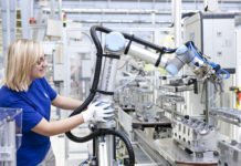Rośnie popyt na roboty przemysłowe